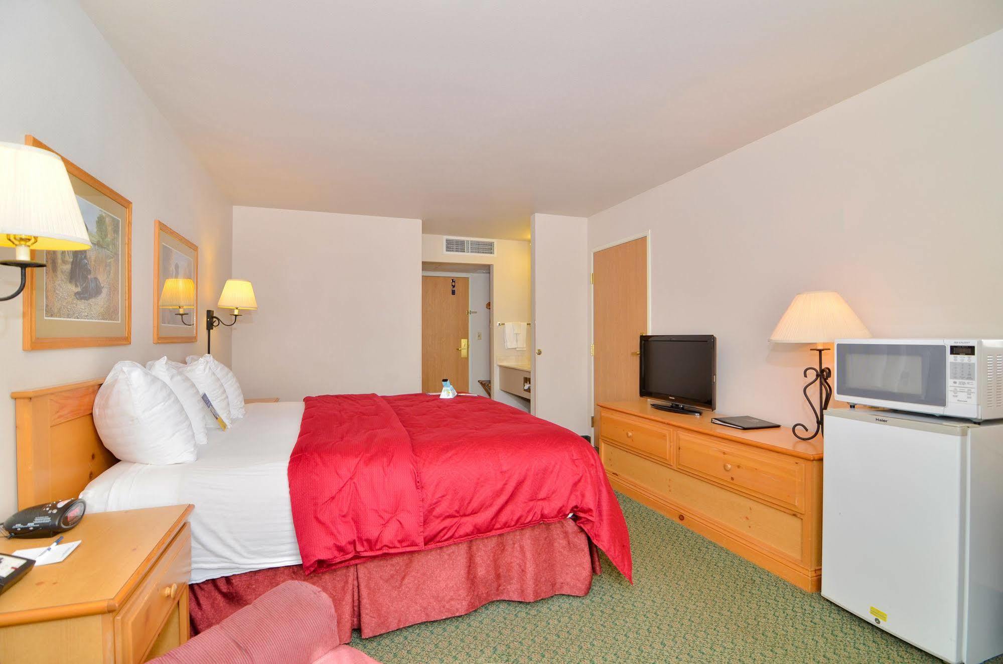Best Western Yellowstone Crossing Laurel Номер фото